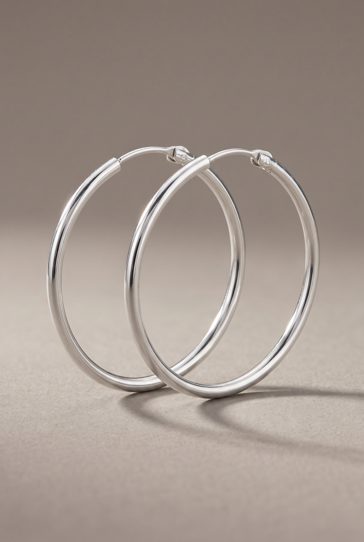 30mm Smooth Hoop Earrings