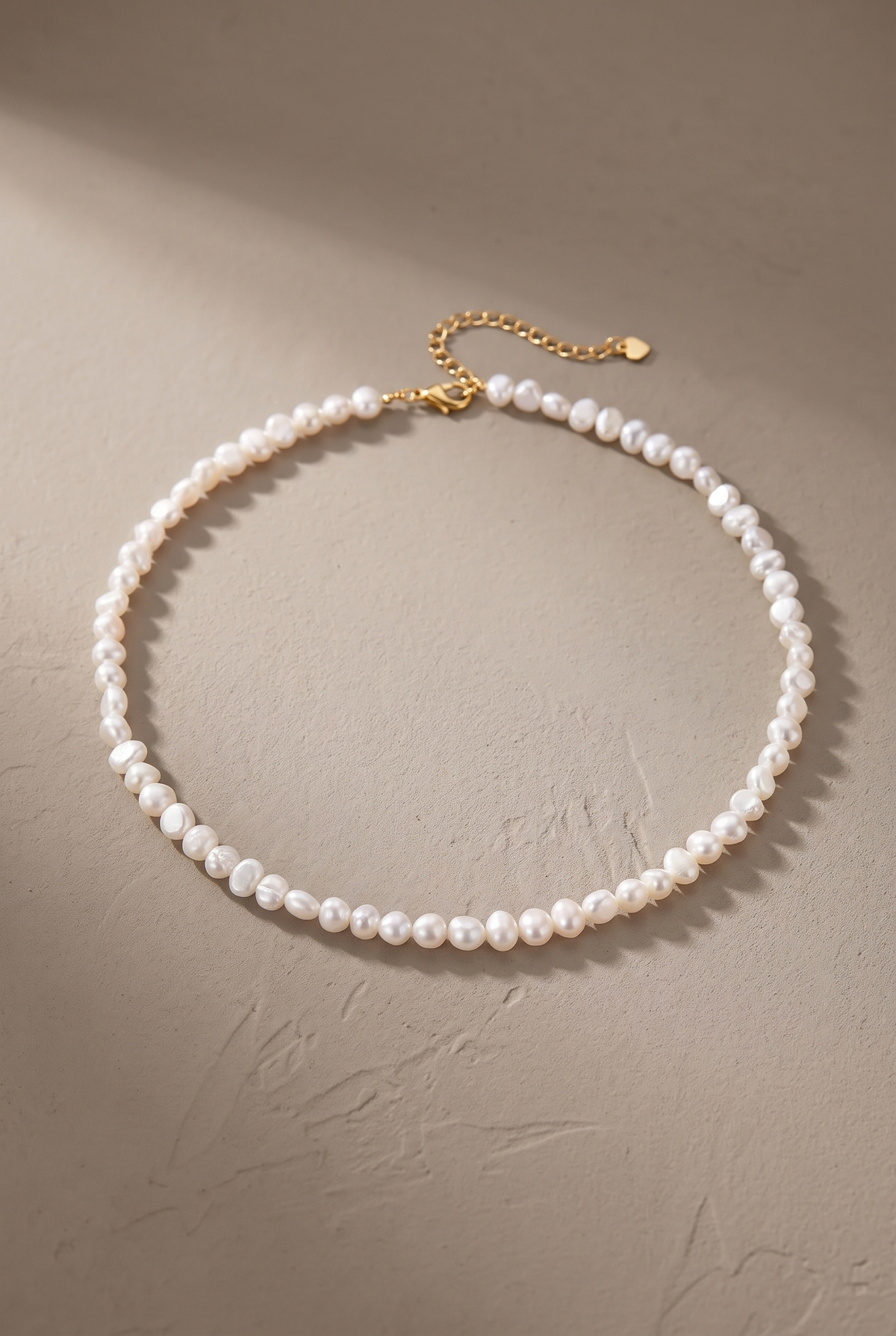 Baroque Pearl-Style Choker Necklace